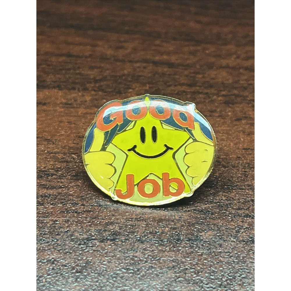 Walmart Smiley Mascot Star "Good Job"‎ Thumbs Up Lapel Hat Pin